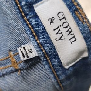 Cropped medium wash jeans